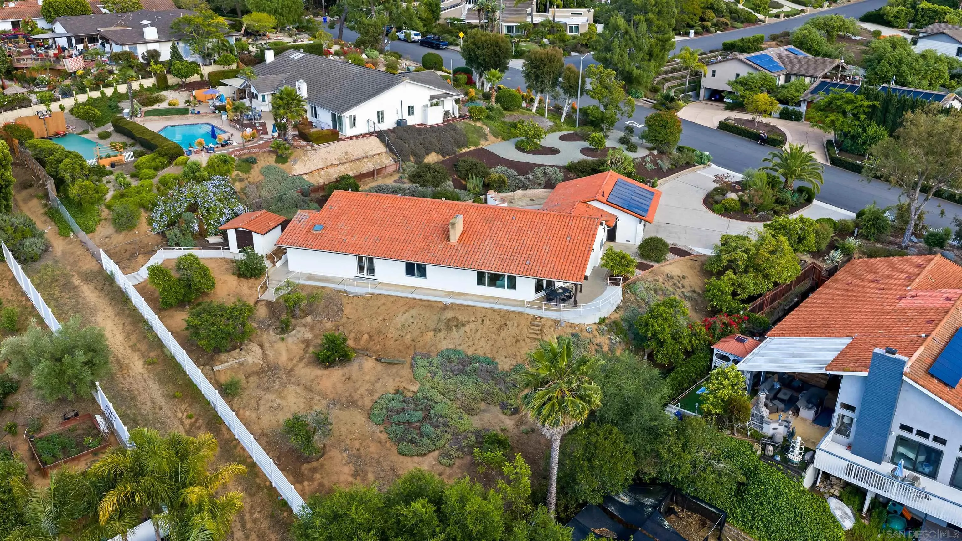 https://cdn.realtyfeed.com/cdn/127/260010896/e25f70603916f0ad5d9fd138104f7451.webp
