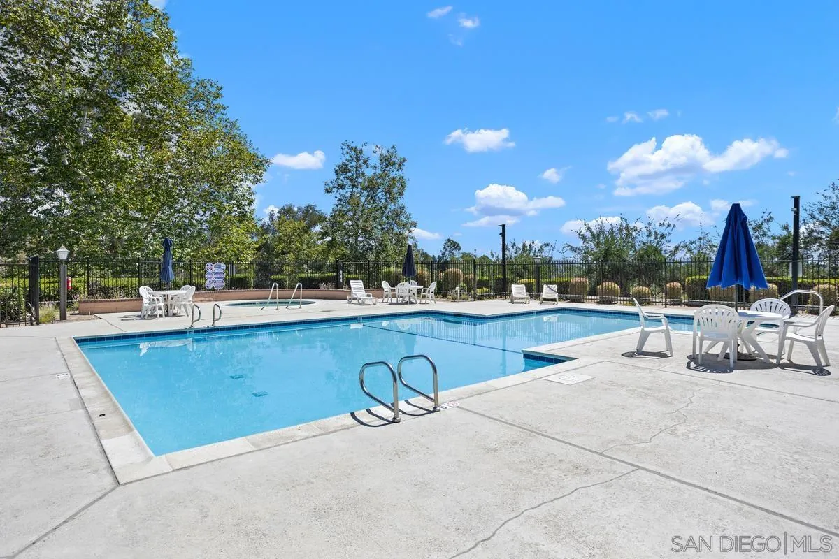 Photo #35: 260010898 Listing: Photo #35