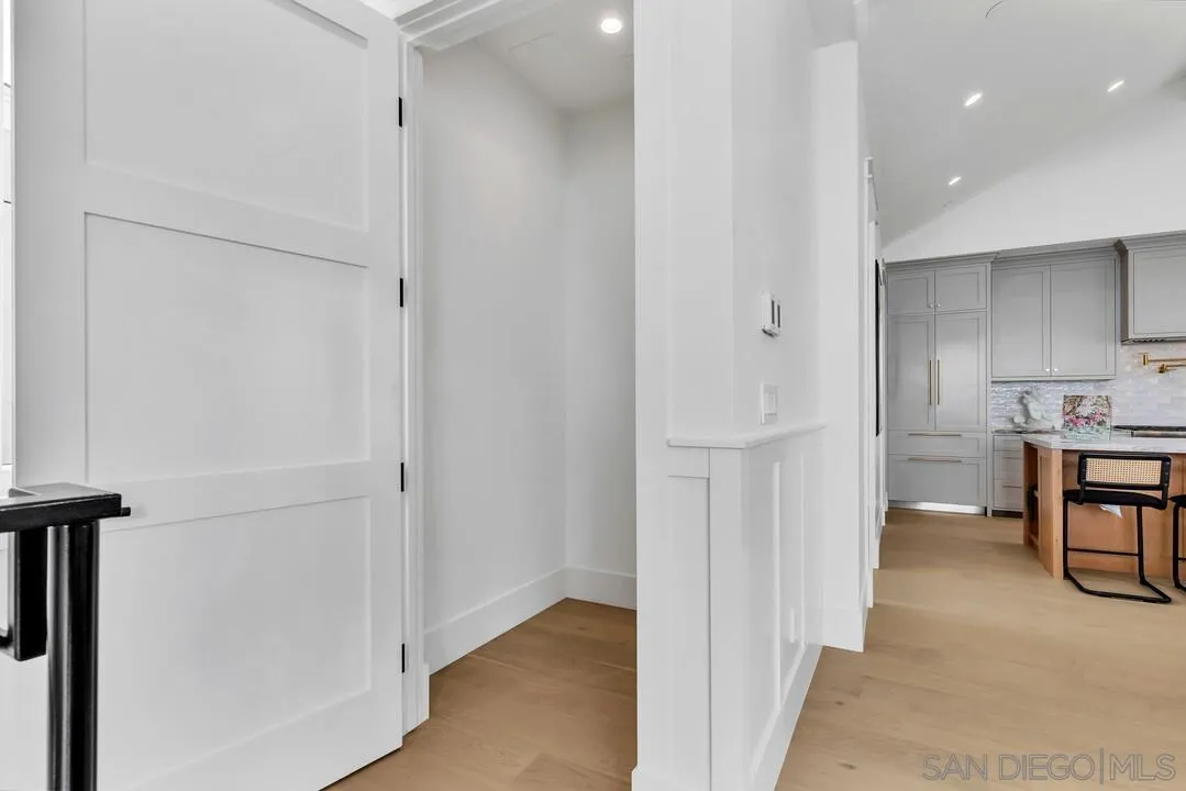 Photo #57: 260010899 Listing: Photo #57