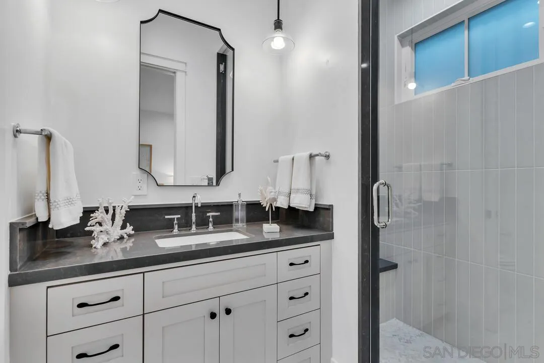 https://cdn.realtyfeed.com/cdn/127/260010899/128d42415c024ccb45c47fdc054d32e2.webp