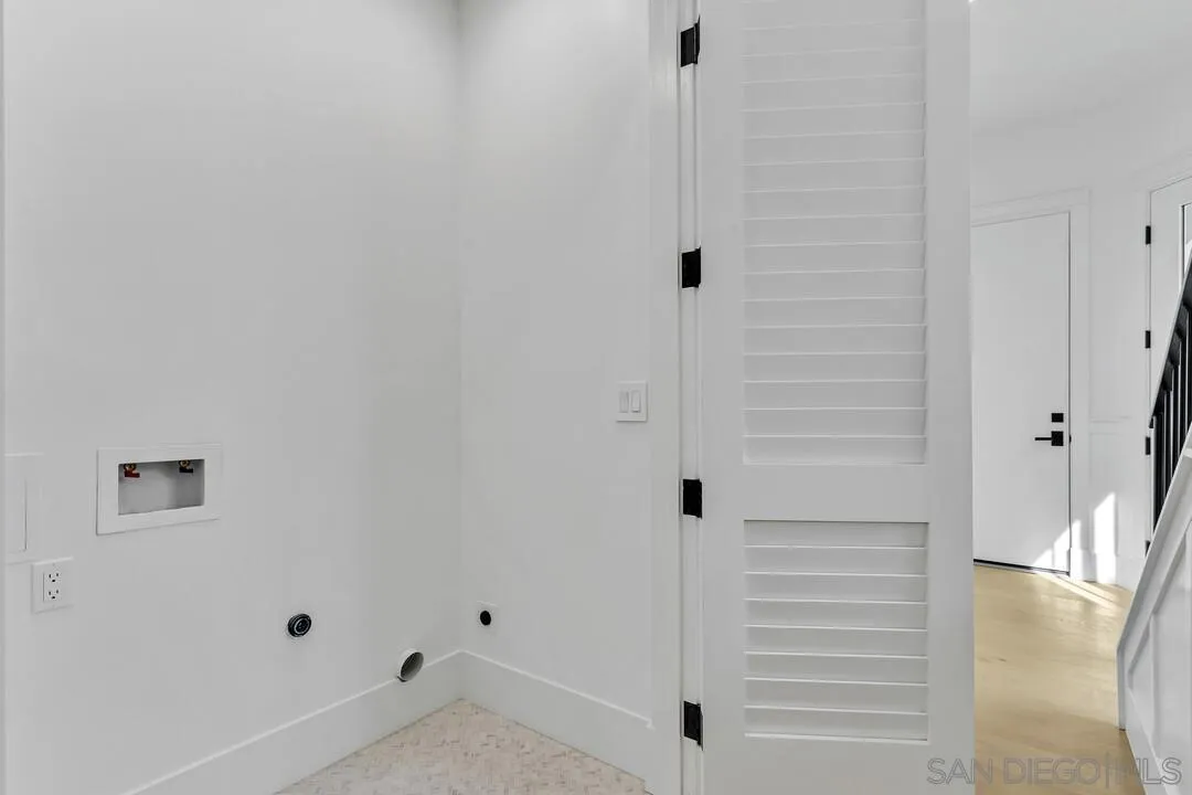 https://cdn.realtyfeed.com/cdn/127/260010899/64f284e457dae6e7d8b35408fe515589.webp