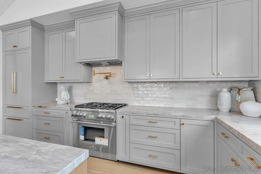 https://cdn.realtyfeed.com/cdn/127/260010899/7040a42c13ec11c9d4c9d394bb34757c.webp