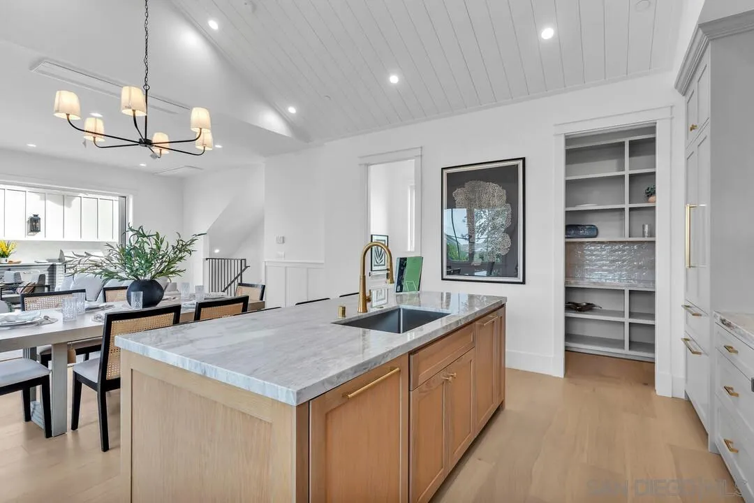 https://cdn.realtyfeed.com/cdn/127/260010899/88b5710582e4be68d896555afe42da80.webp