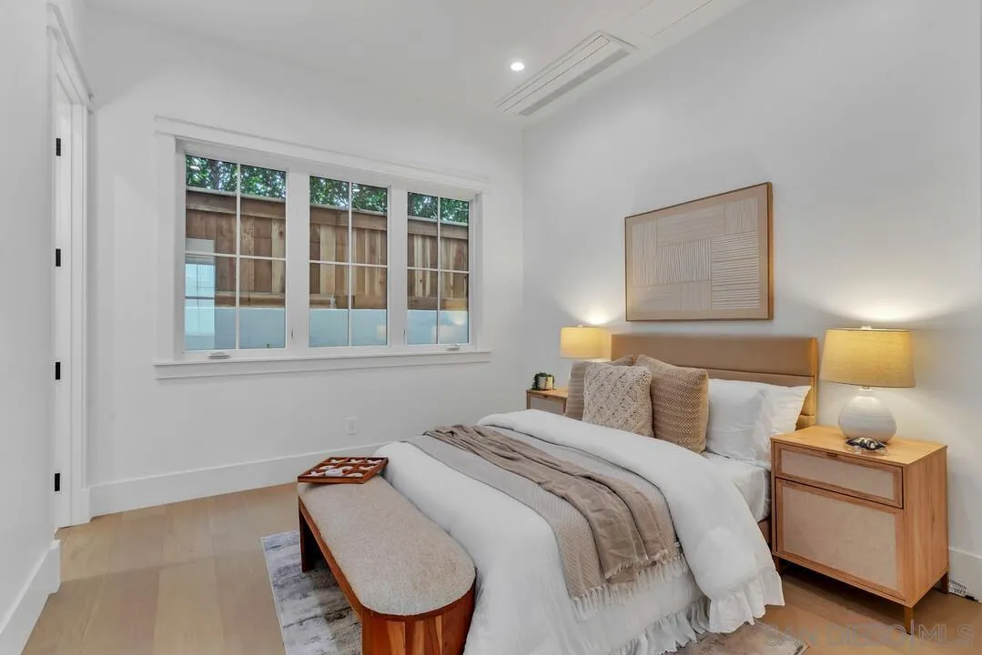 https://cdn.realtyfeed.com/cdn/127/260010899/9ea4c4eb9dabe817628ddef8bb094cd7.webp