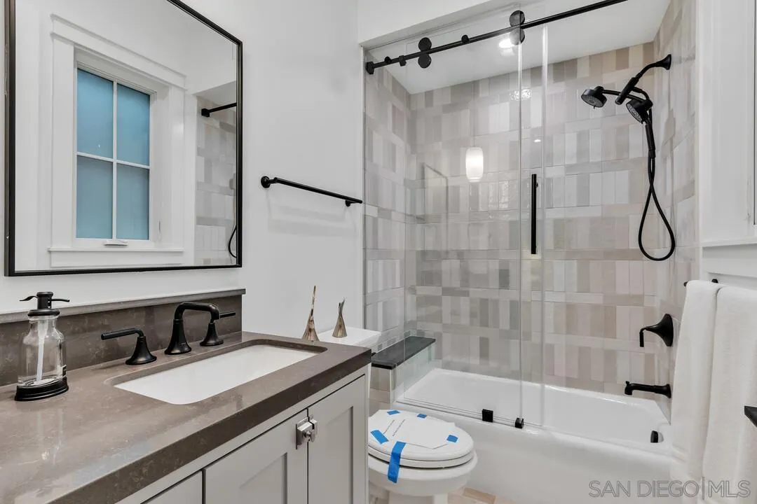 https://cdn.realtyfeed.com/cdn/127/260010899/cdfbedb3b030b1dff0ac201d4c95db90.webp