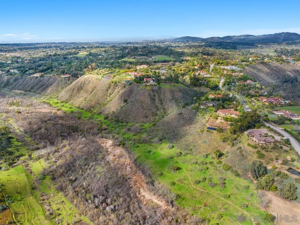 https://cdn.realtyfeed.com/cdn/127/2600109/72c7609da1151f12491d4fd43b662505.webp