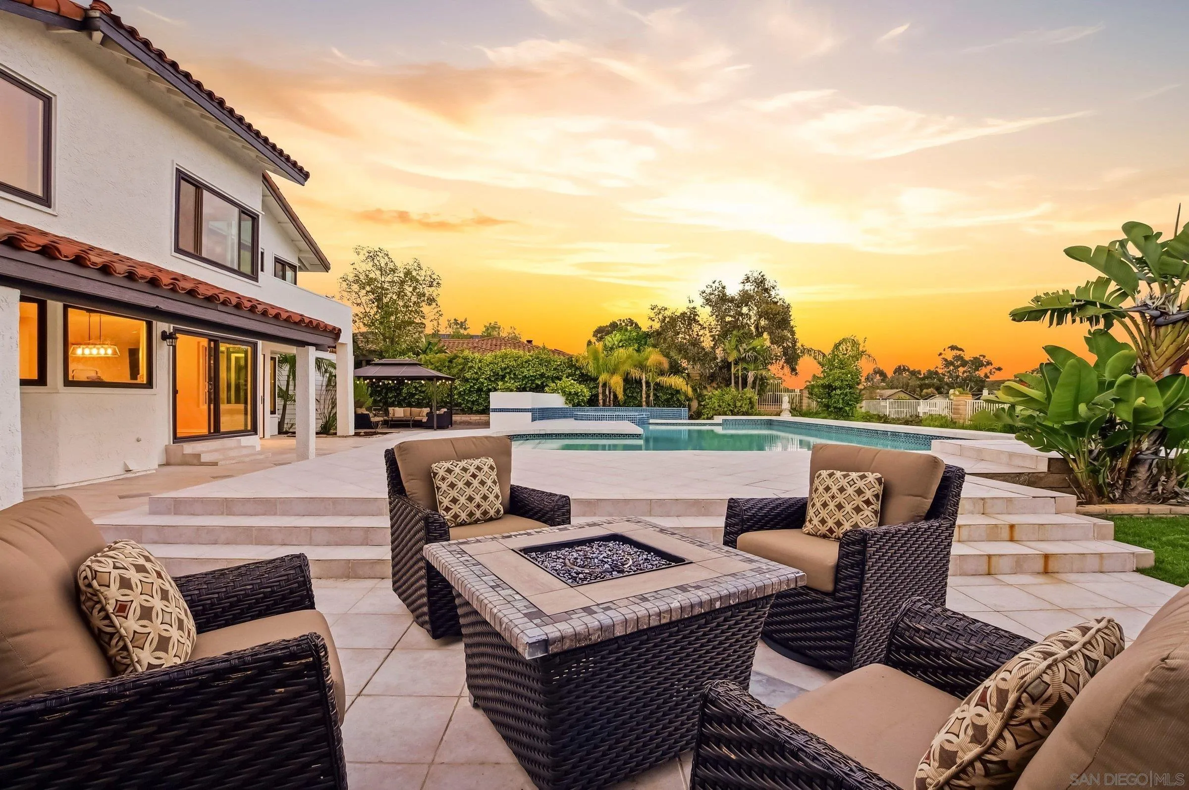 https://cdn.realtyfeed.com/cdn/127/260010900/16b4f52ce69ad085f0608594ab5e796d.webp