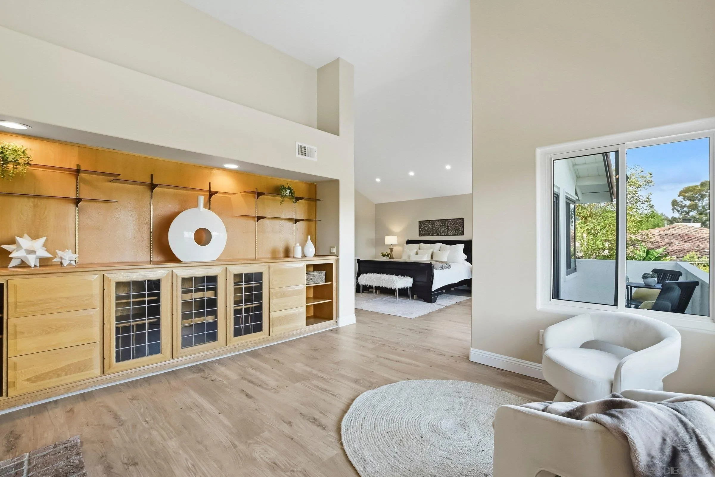 https://cdn.realtyfeed.com/cdn/127/260010900/202dc82cf17a9244079134fb5eb12cbd.webp