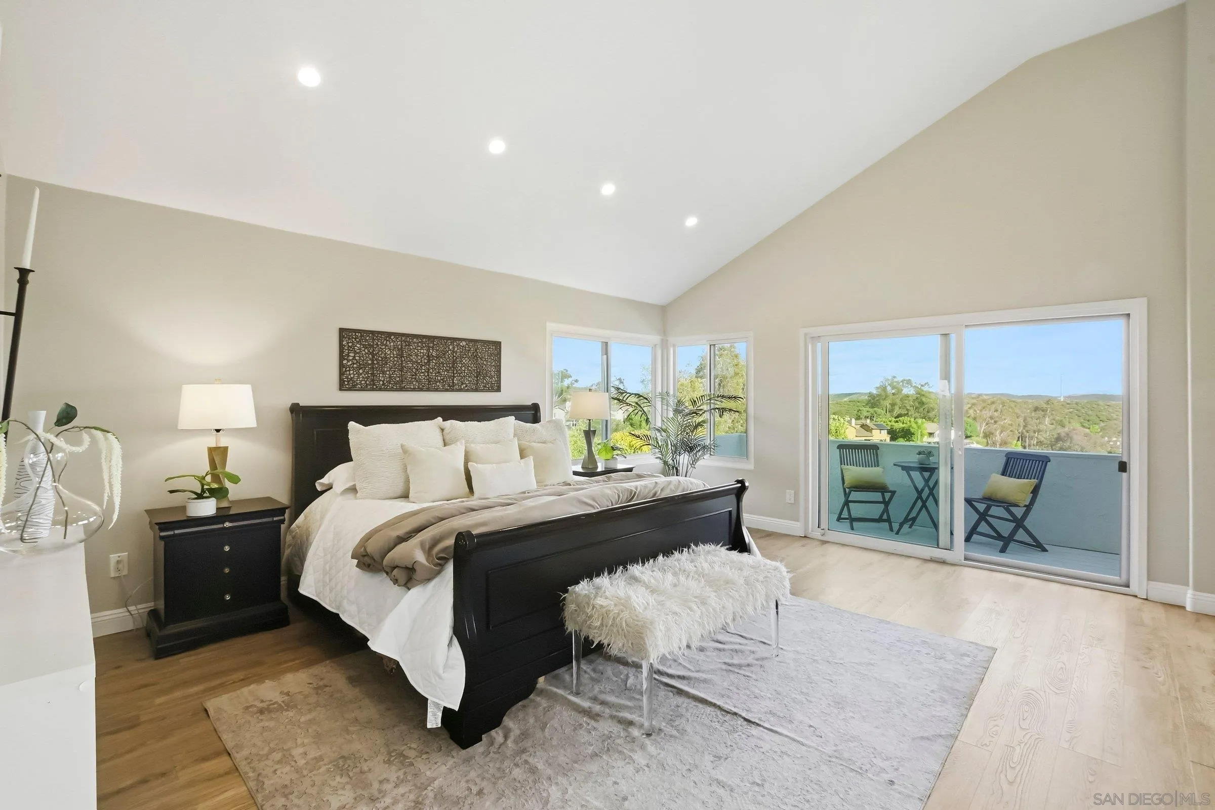 https://cdn.realtyfeed.com/cdn/127/260010900/4721fcfb89c48539f37517bfa02fac7d.webp