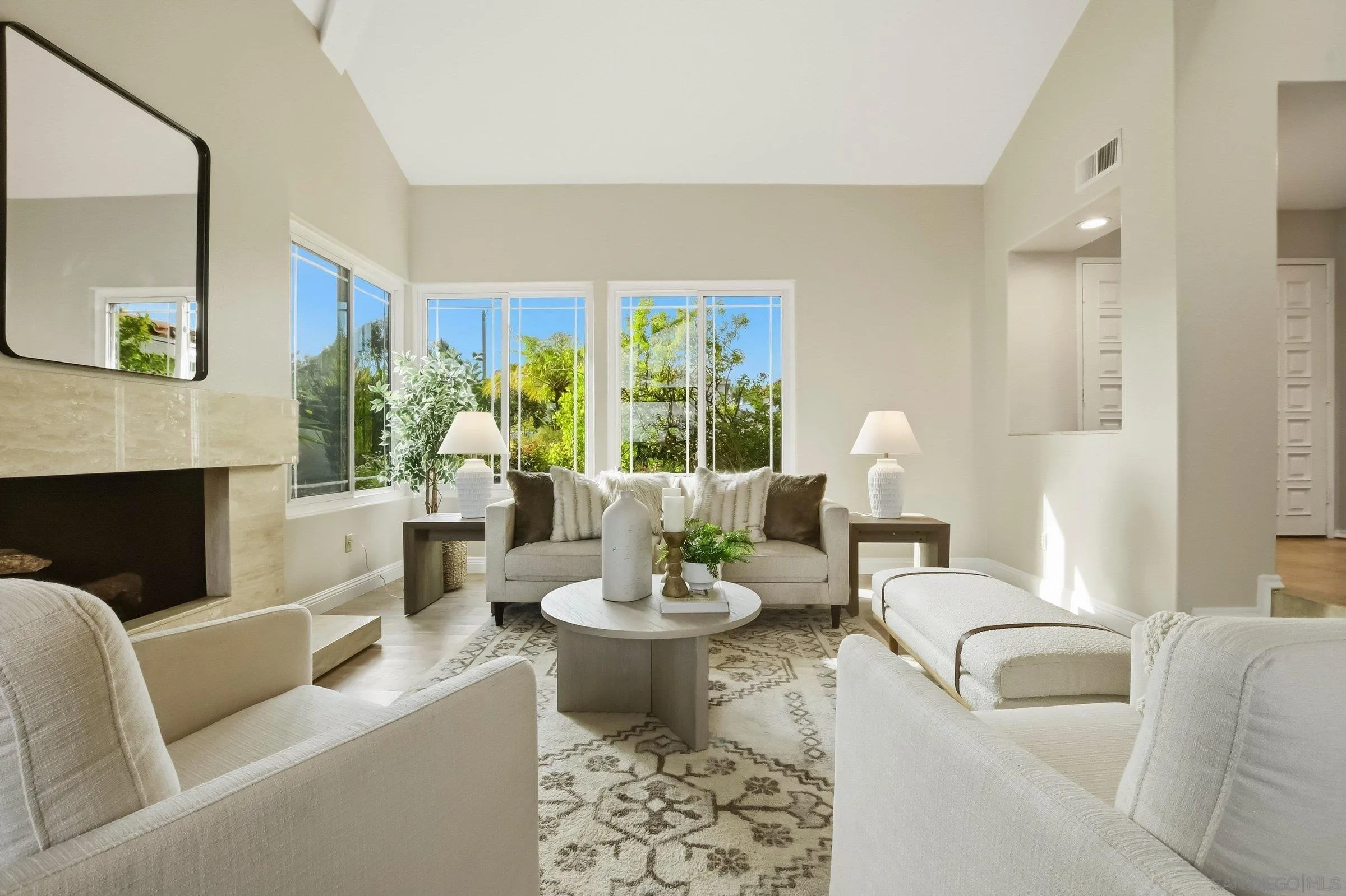 https://cdn.realtyfeed.com/cdn/127/260010900/83ddacf7cd3145da8152745a15e2943b.webp