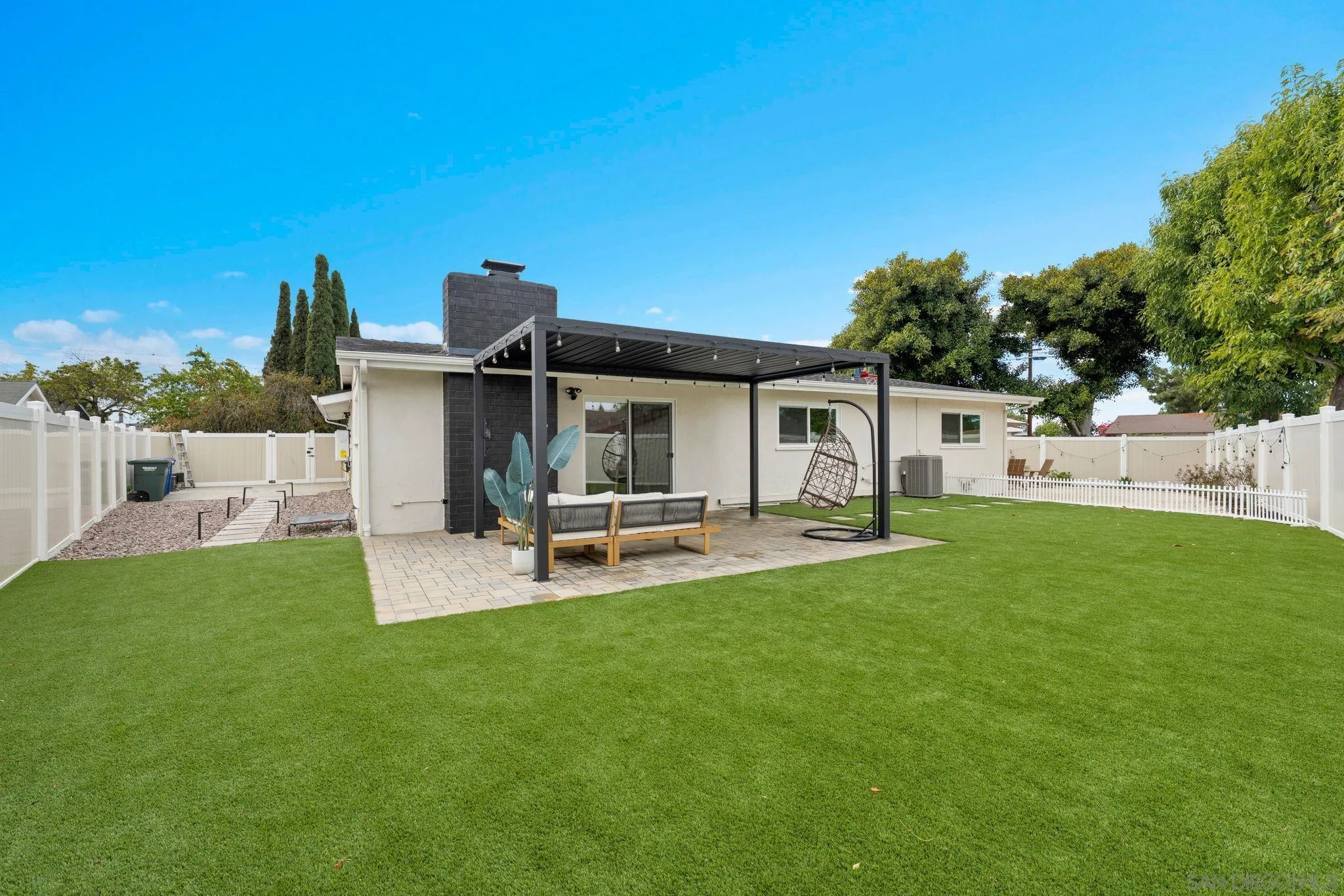 https://cdn.realtyfeed.com/cdn/127/260010901/3ba9f4d96ec3a30537462eb690b5913c.webp