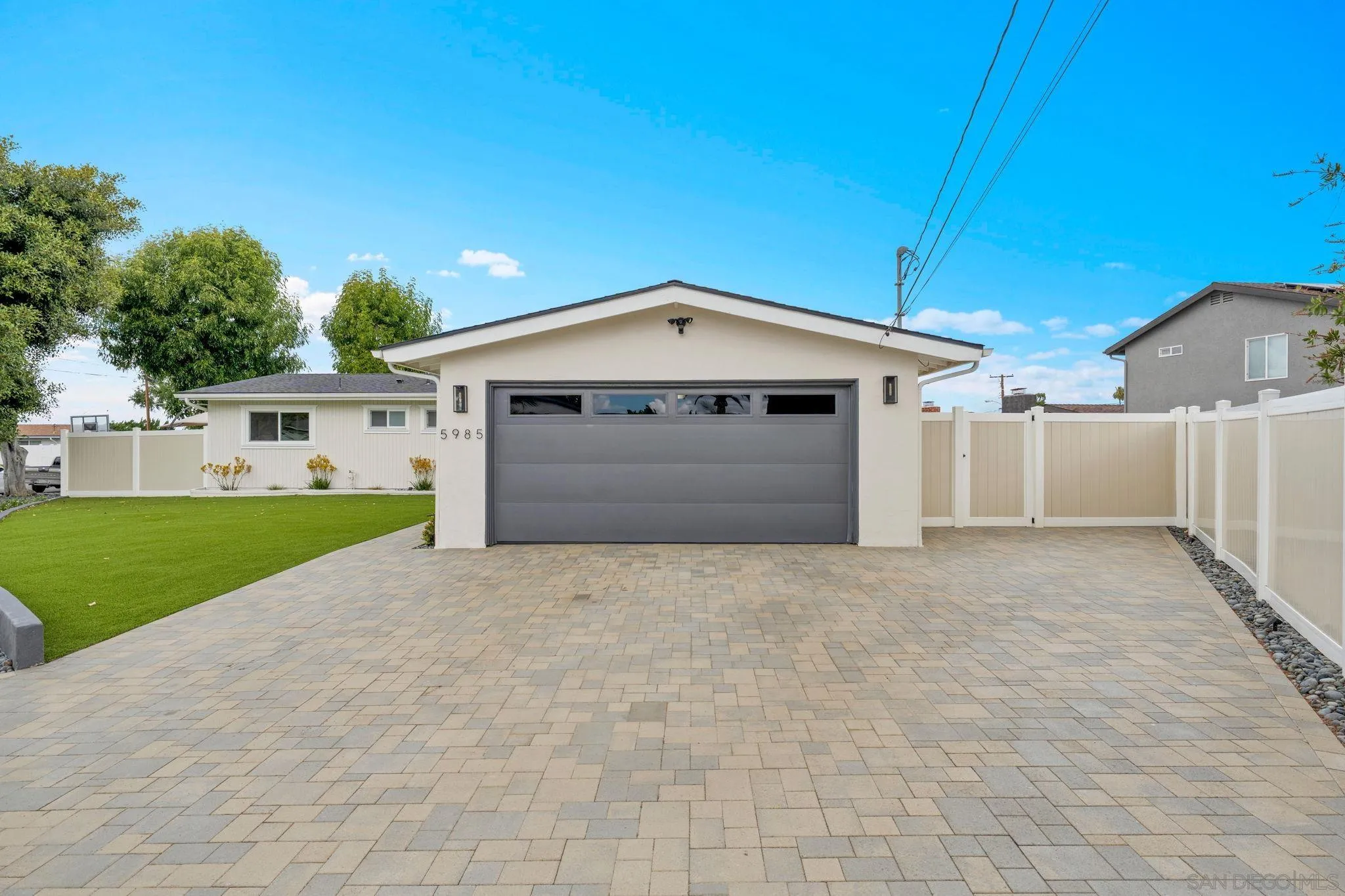 https://cdn.realtyfeed.com/cdn/127/260010901/3d91c3343576cfbb394f0ae0da5789ee.webp