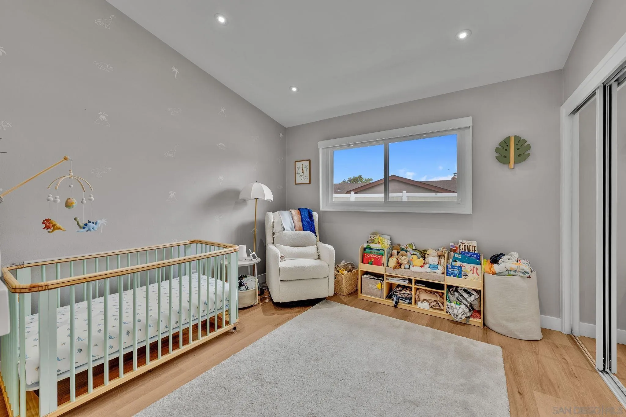 https://cdn.realtyfeed.com/cdn/127/260010901/6194d936e5c9823535424b2ca3eb4a07.webp