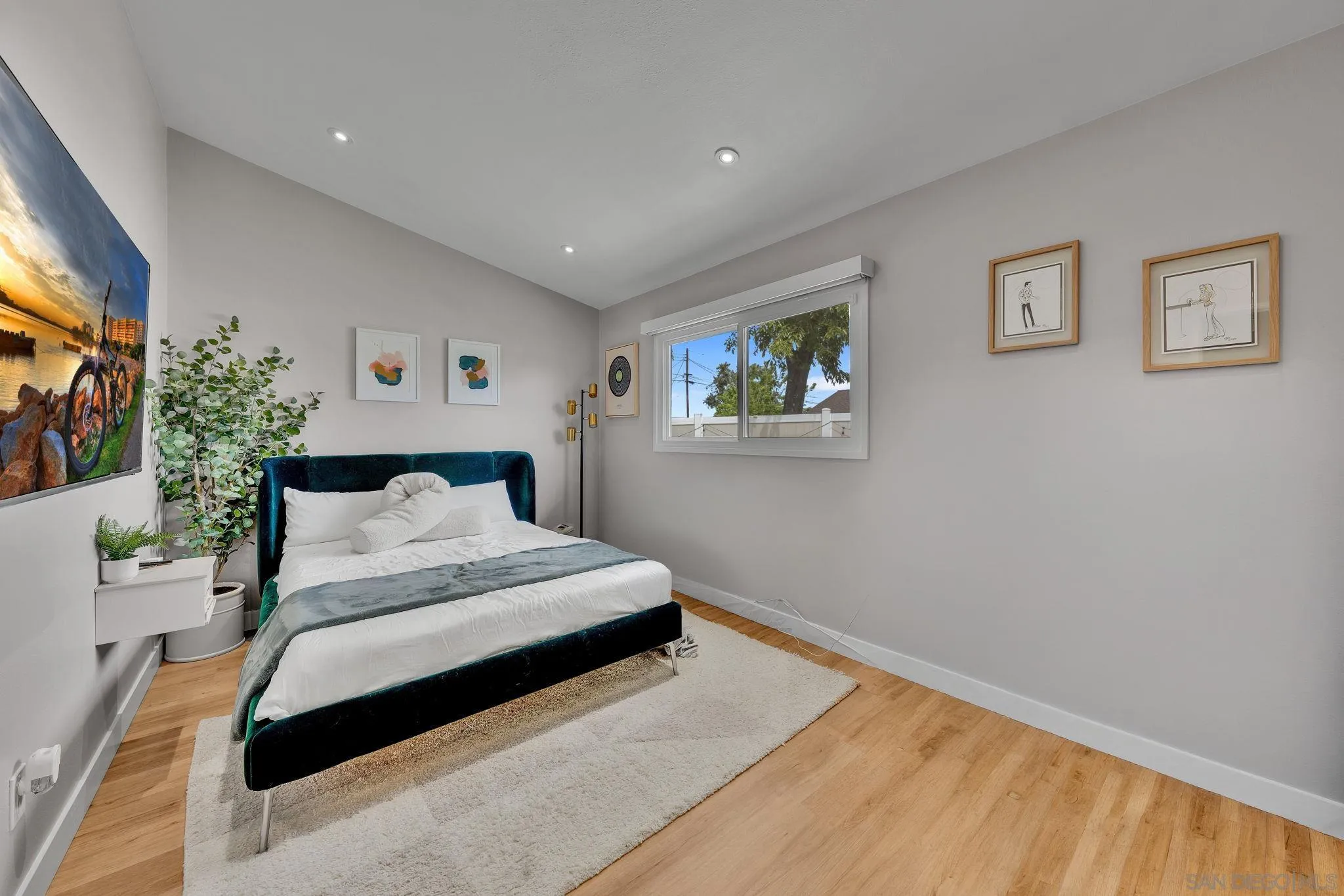 https://cdn.realtyfeed.com/cdn/127/260010901/a662172a1ad65279237eff2b3074f505.webp