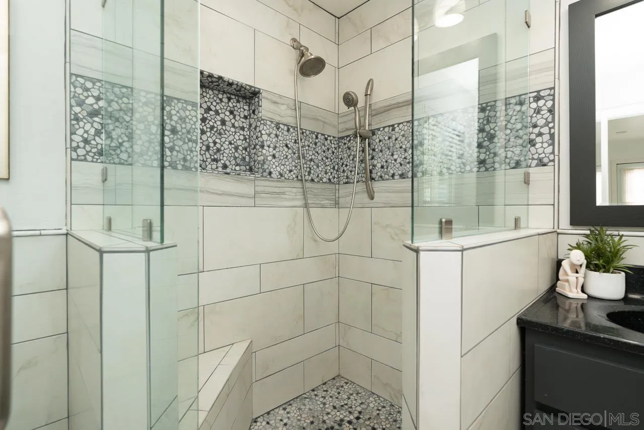 https://cdn.realtyfeed.com/cdn/127/260010903/3887c78bc7547dc38cccb1b7971c7c5c.webp