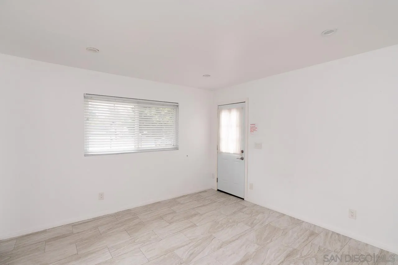 https://cdn.realtyfeed.com/cdn/127/260010903/81e77753915c8478d58b75ae784de672.webp