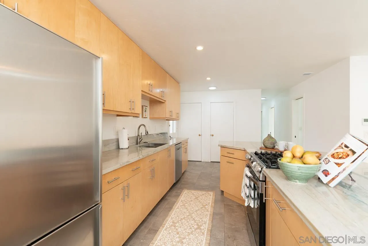 https://cdn.realtyfeed.com/cdn/127/260010903/9d17fa127065e46414c258d615b1ef4b.webp