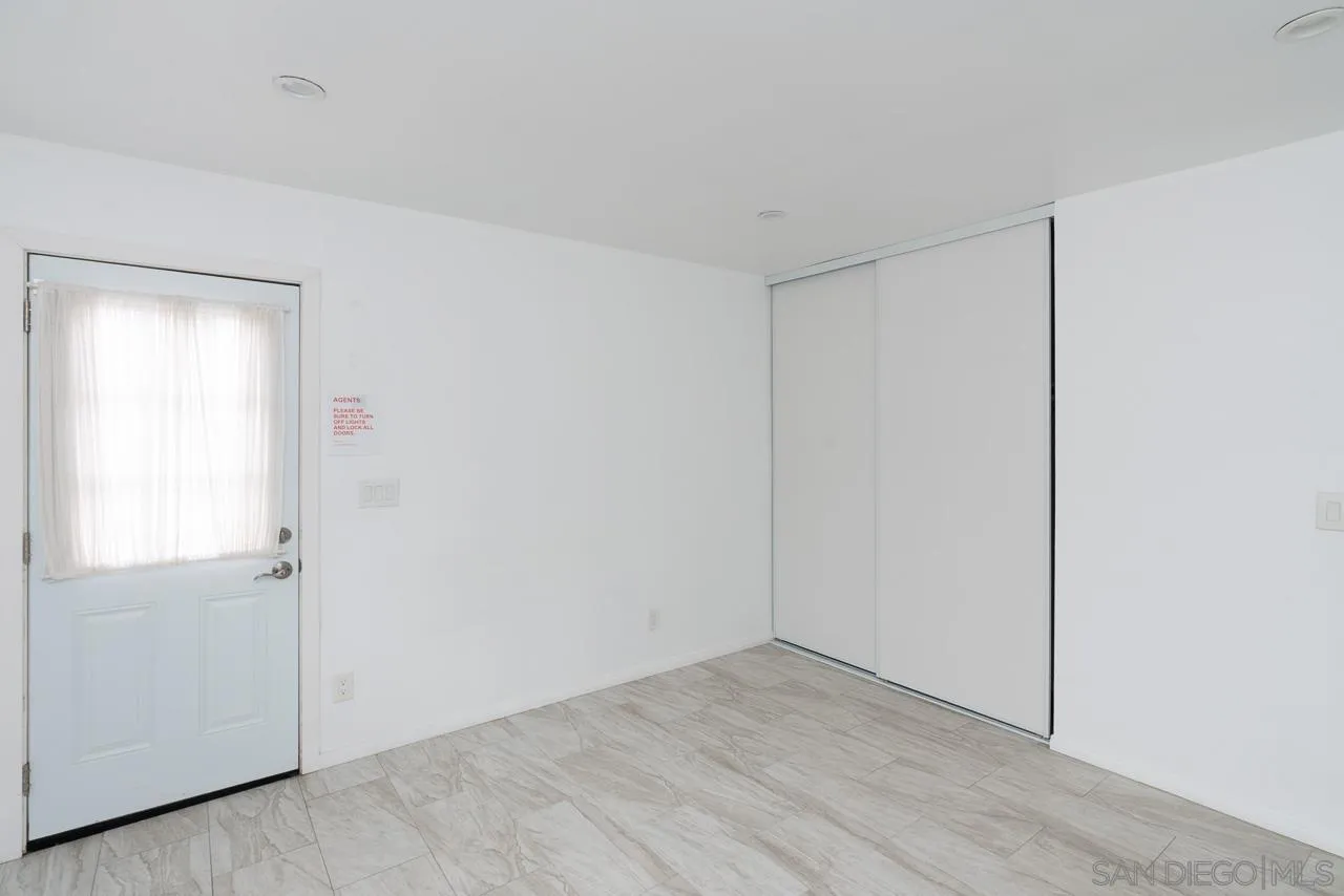 https://cdn.realtyfeed.com/cdn/127/260010903/cd067d63e399855e8a95d53ab658db63.webp