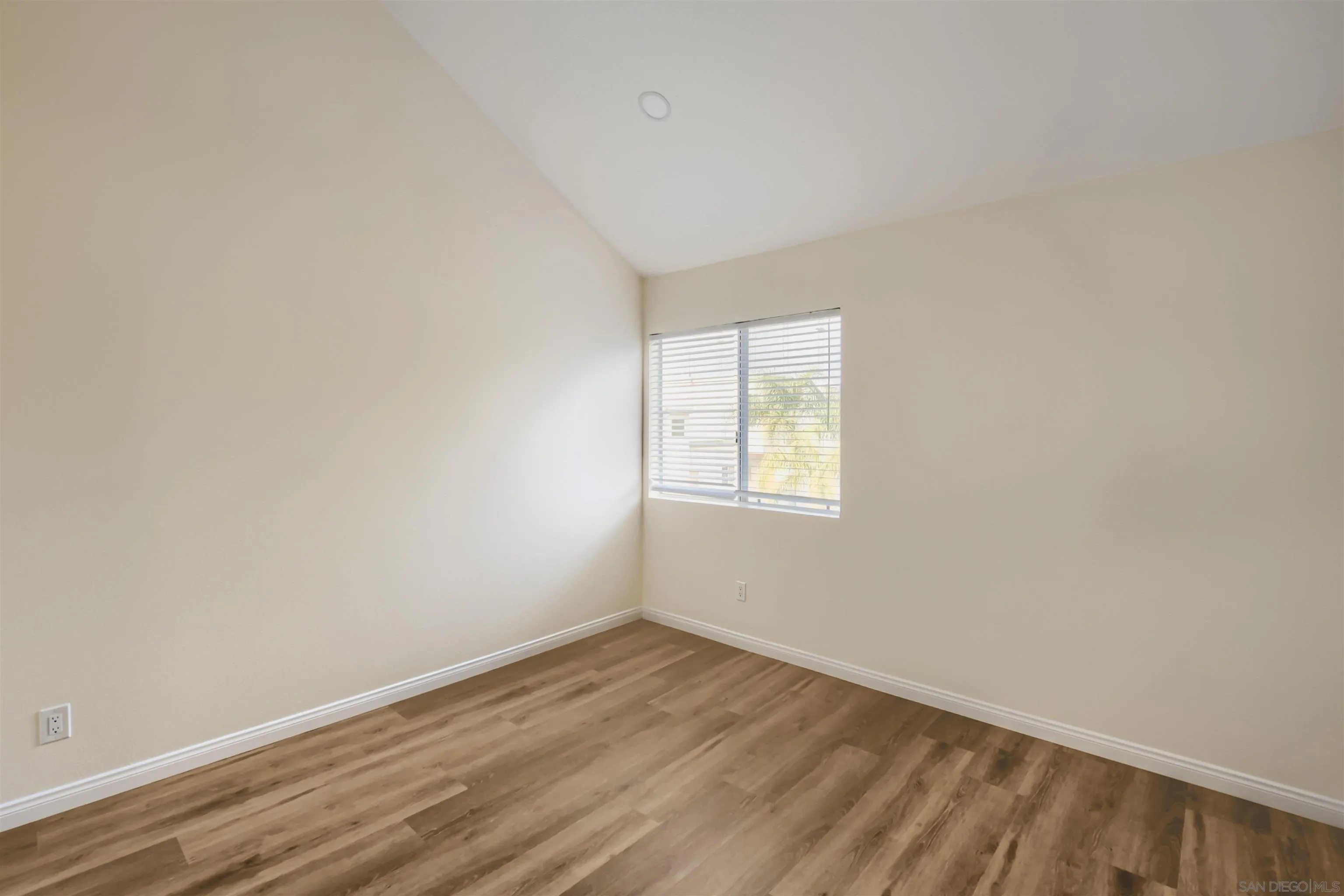 6116 Calle Mariselda #304, San Diego, CA 92124, photo 14