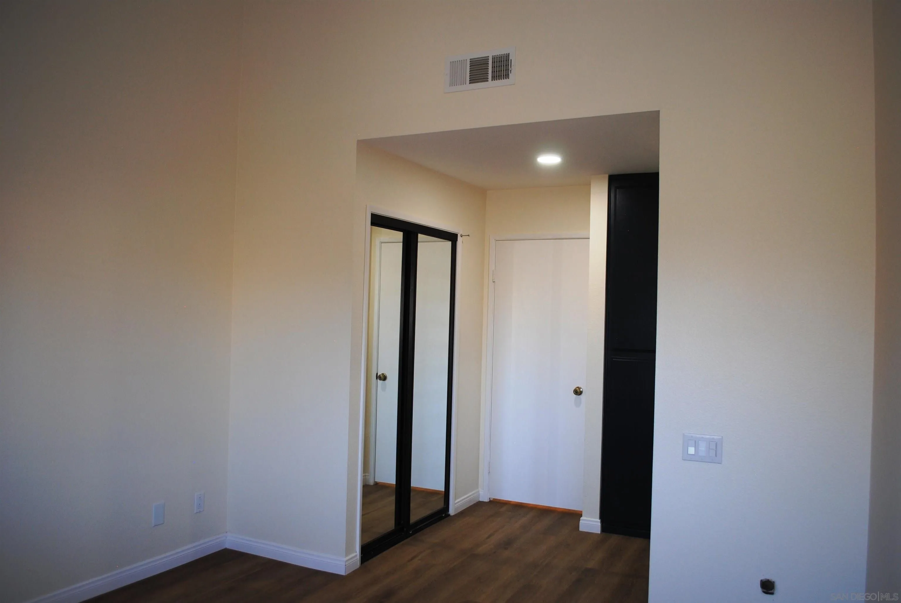 Photo #16: 260010909 Listing: Photo #16