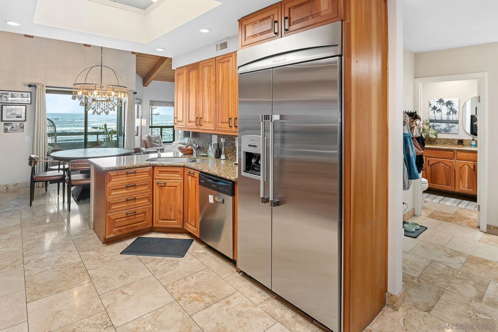https://cdn.realtyfeed.com/cdn/127/260010910/18bd78bcbabc9e9cd74284336f6849db.webp