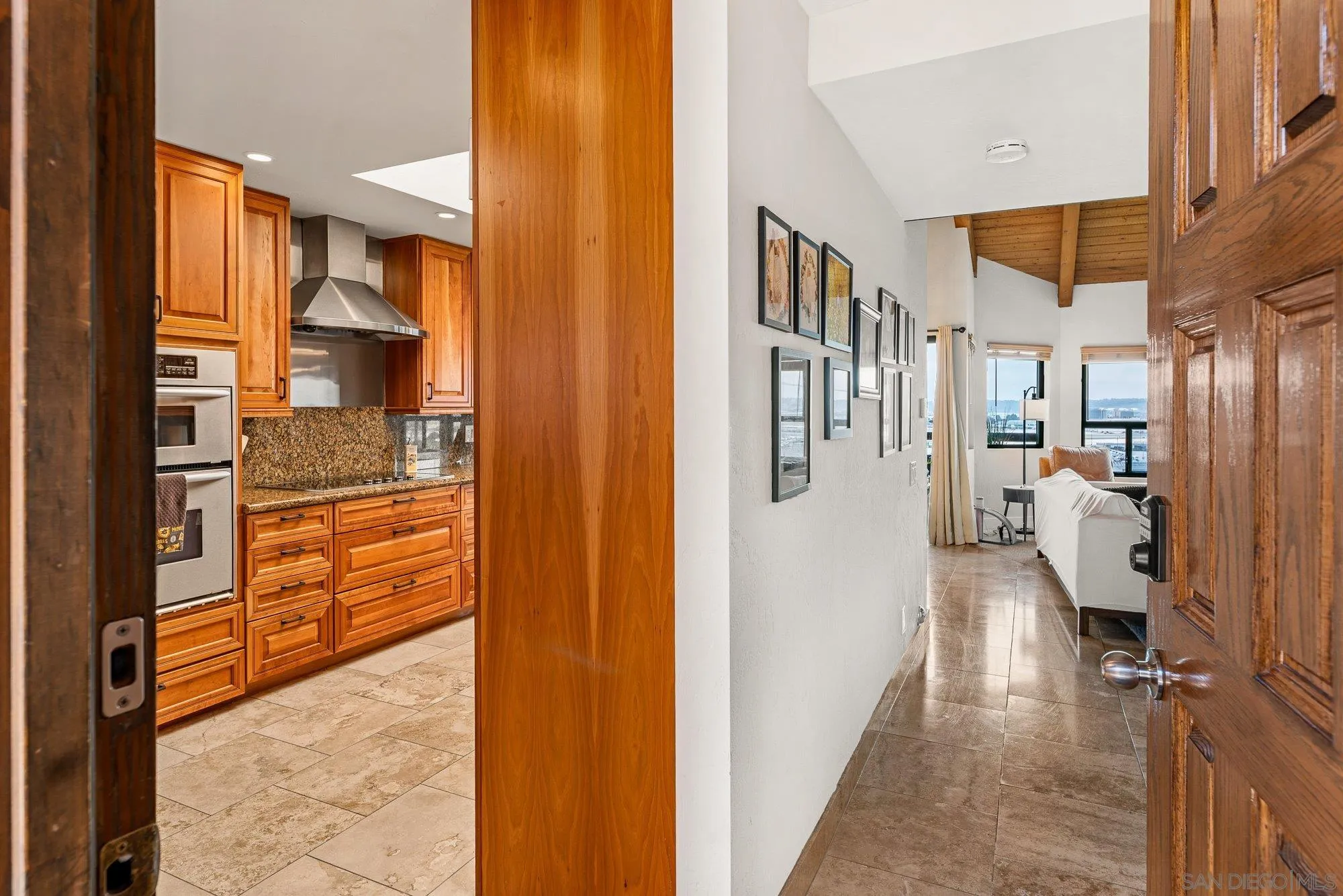https://cdn.realtyfeed.com/cdn/127/260010910/754eef95ca672f564a21d6c716c45846.webp