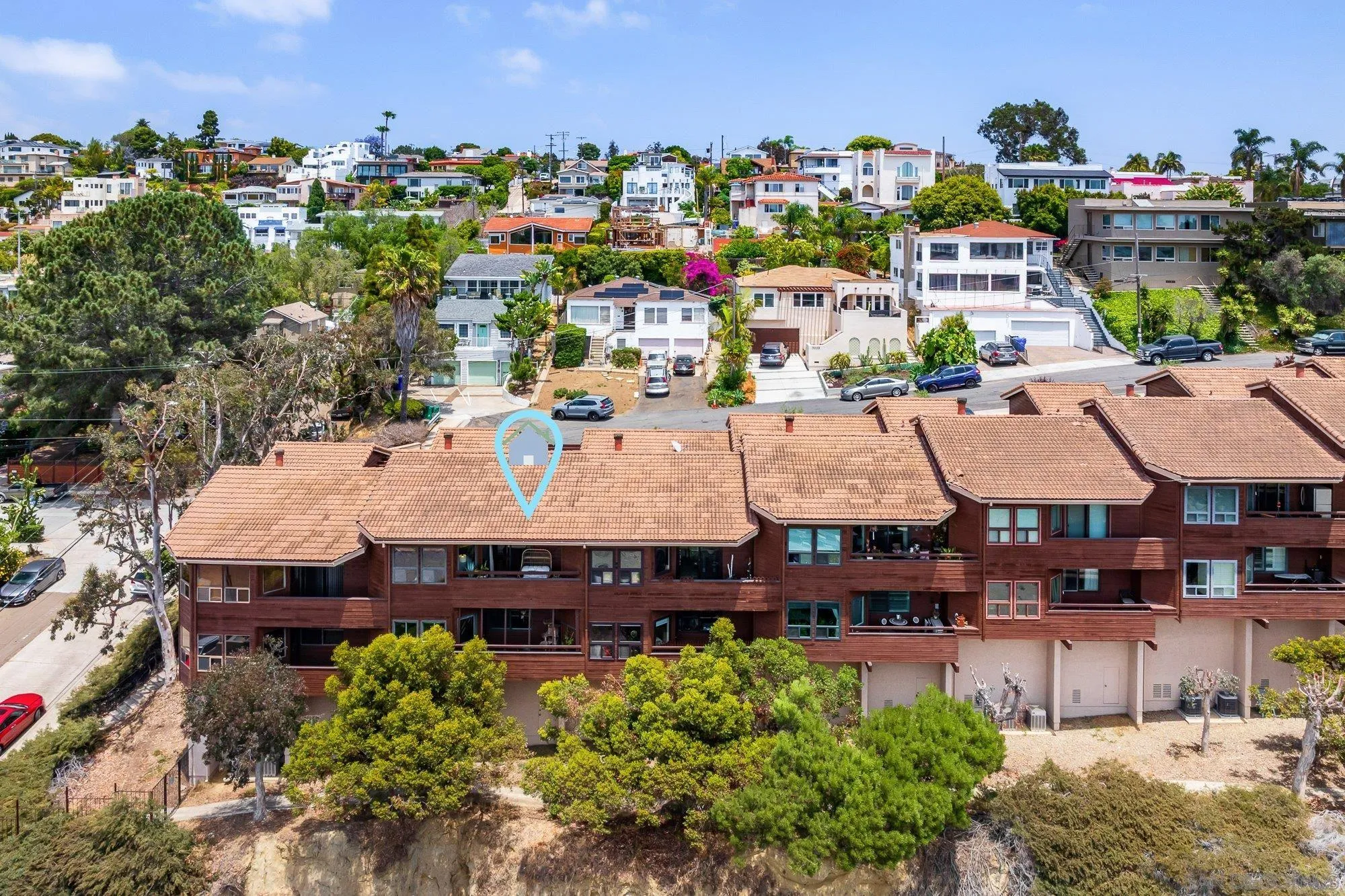 https://cdn.realtyfeed.com/cdn/127/260010910/f8e9b8192b6d6499b04c1800901c8ecd.webp