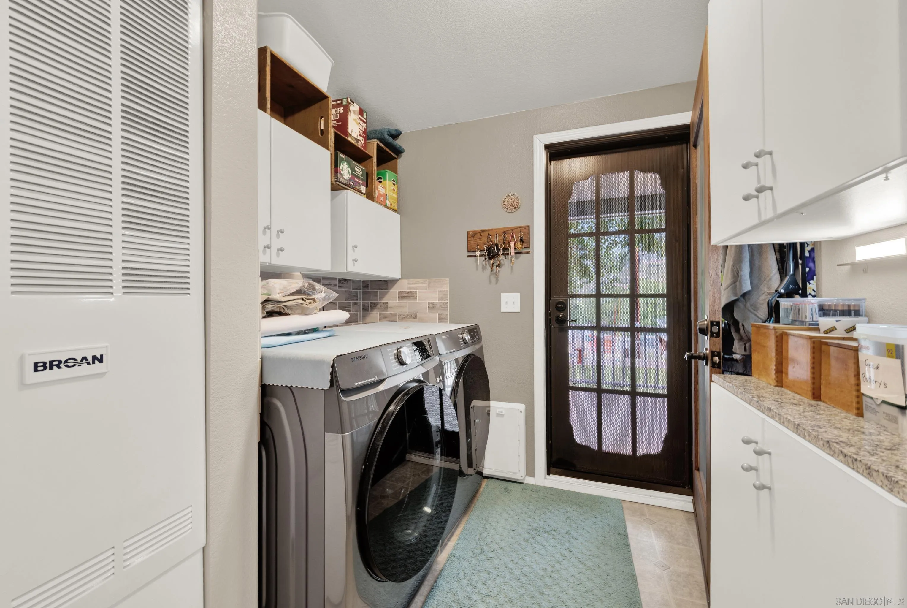 https://cdn.realtyfeed.com/cdn/127/260010911/4cc3f1ec388933f2ed8ddab5f71b789c.webp
