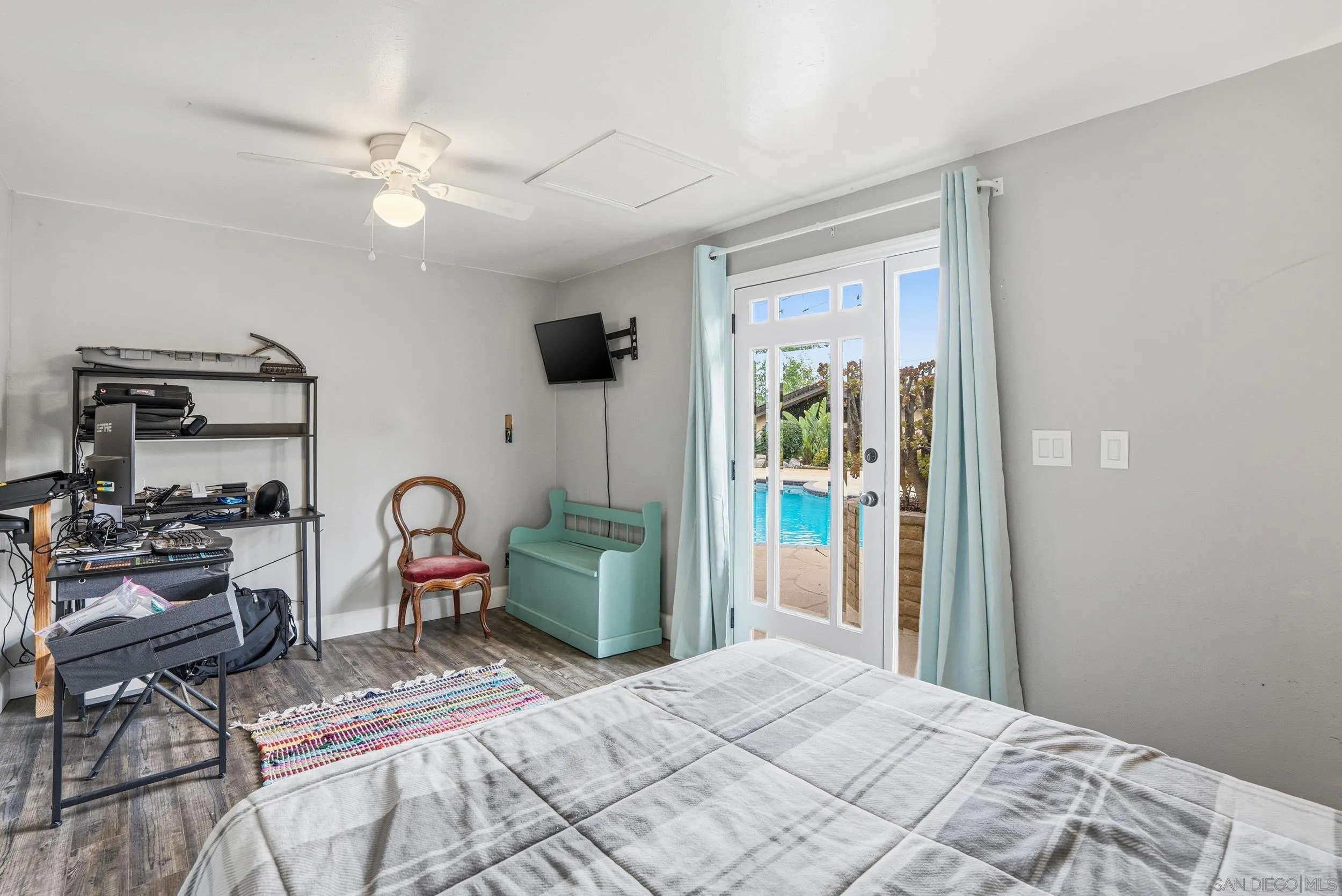 https://cdn.realtyfeed.com/cdn/127/260010912/5453cecfe6f2b09df43f3bb51d9c7b71.webp