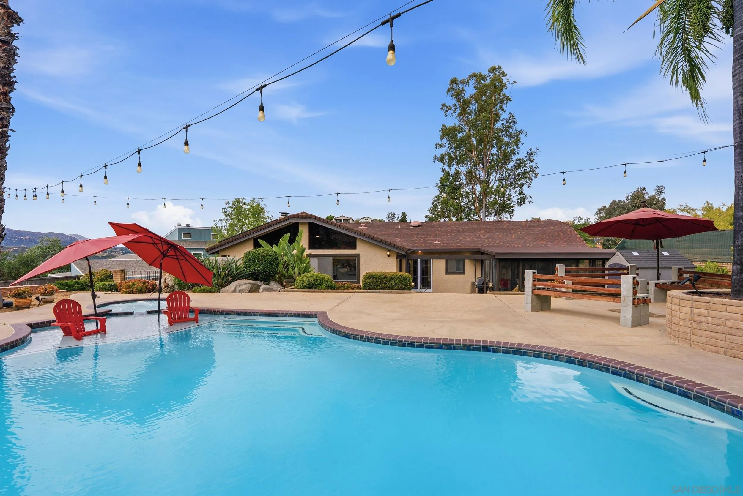 https://cdn.realtyfeed.com/cdn/127/260010912/6b3c4f378a4b5c6baff3ffe99b55ac5e.webp