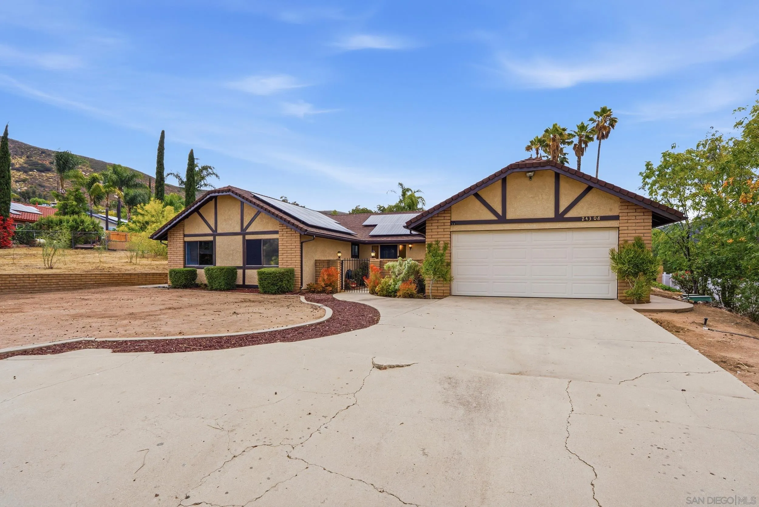 https://cdn.realtyfeed.com/cdn/127/260010912/e3436ef91f5161a9e7b101eb3fe48d88.webp