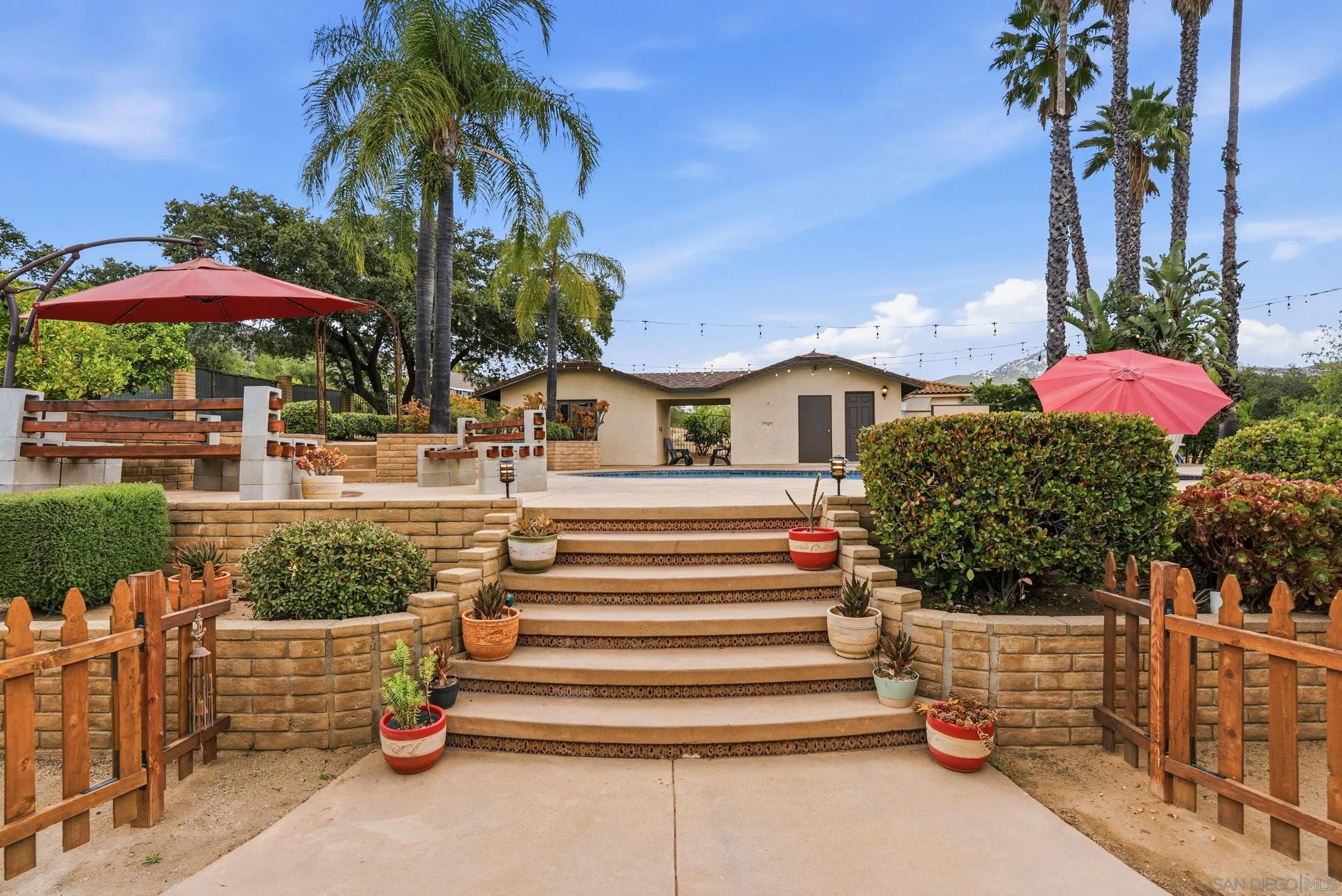 https://cdn.realtyfeed.com/cdn/127/260010912/eb2fb30b4d954ce59cbb6193d6c02609.webp