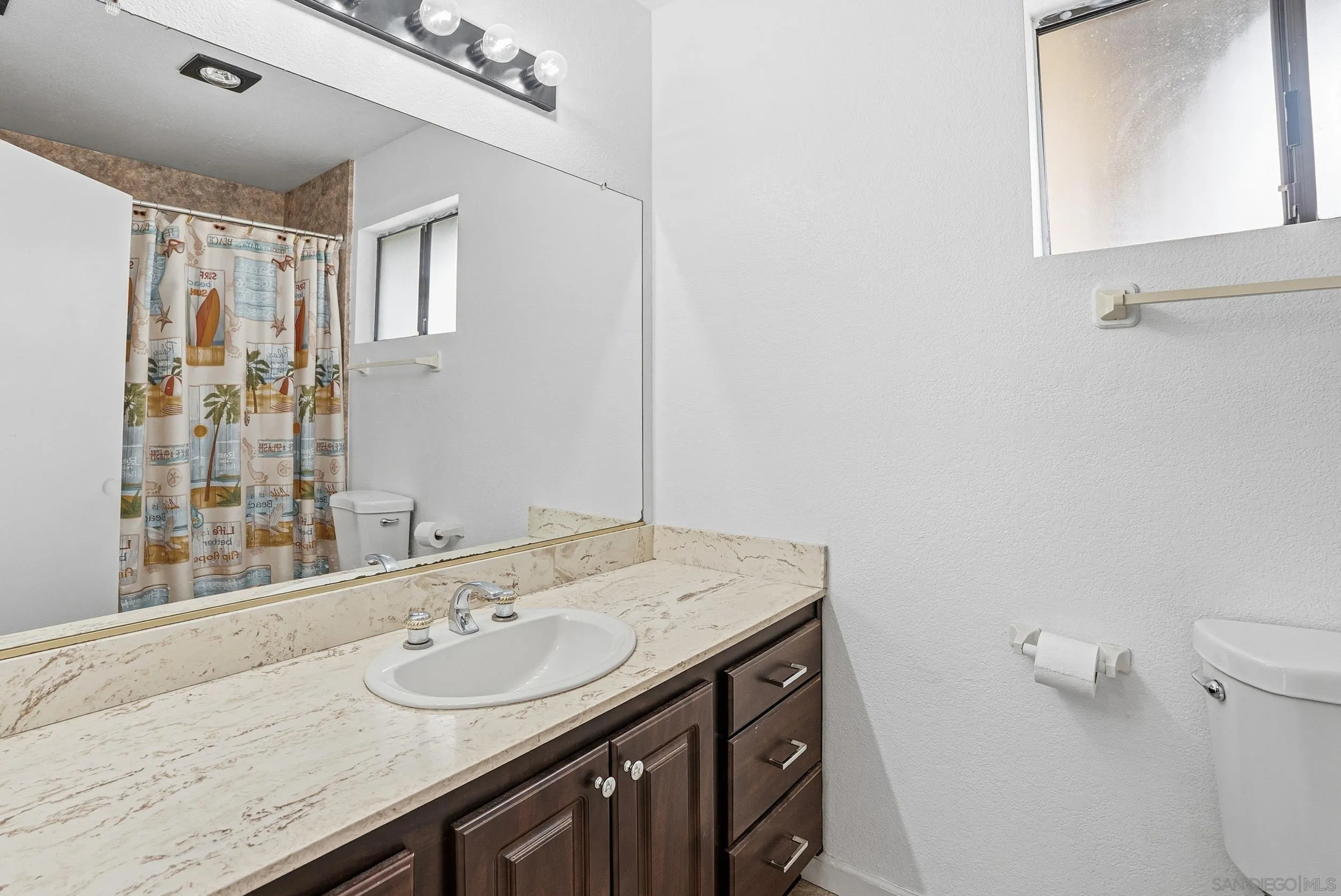 https://cdn.realtyfeed.com/cdn/127/260010912/f2f97362ceb30c6716348c56518e1171.webp