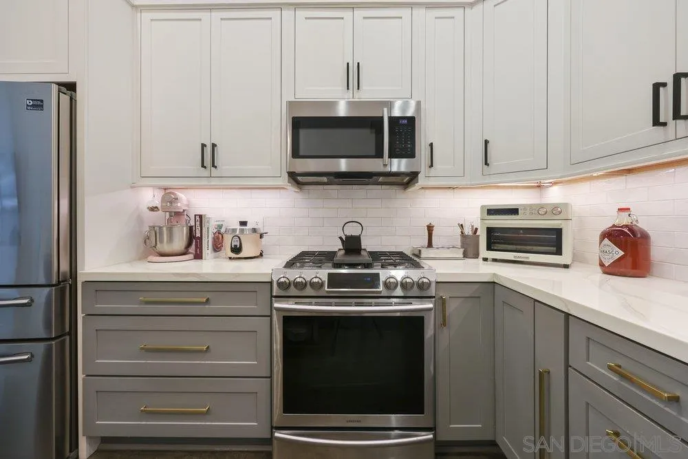 Photo #10: 260010913 Listing: Photo #10