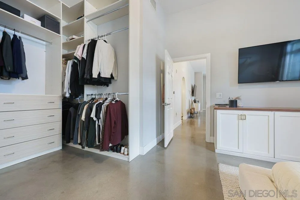 Photo #17: 260010913 Listing: Photo #17