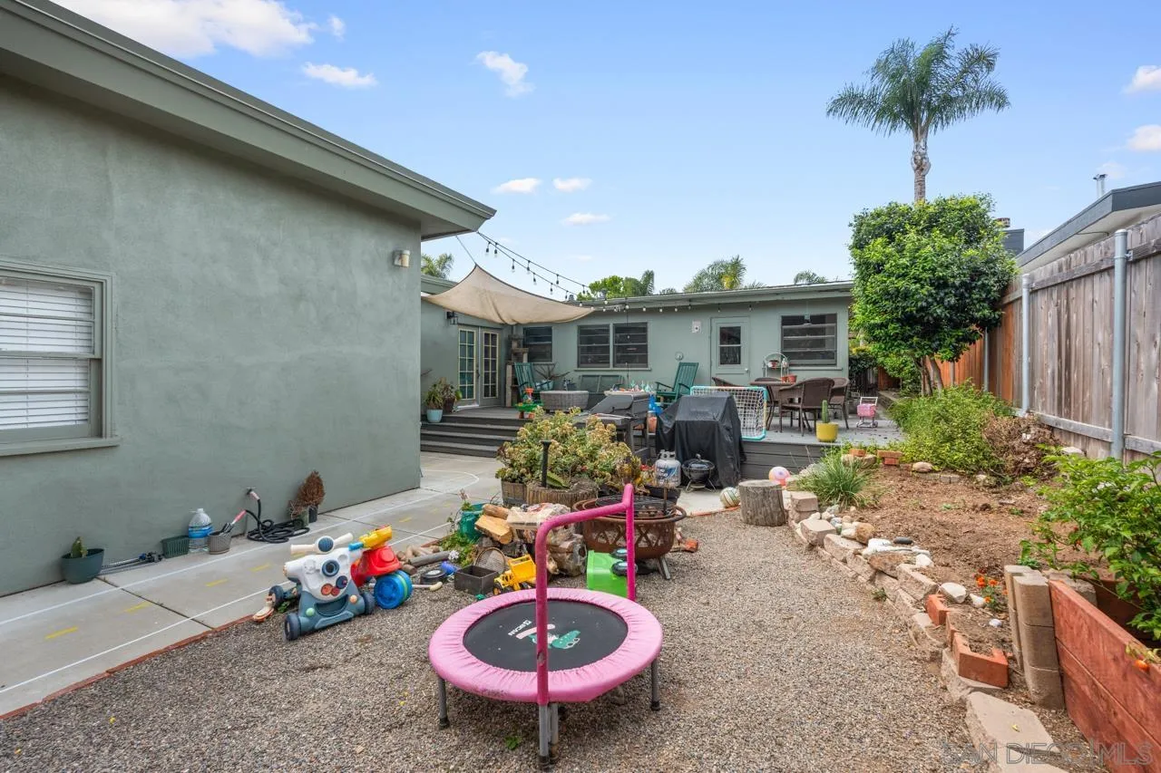 https://cdn.realtyfeed.com/cdn/127/260010918/0b65b53cc875e9f603116d4bff1d12d8.webp