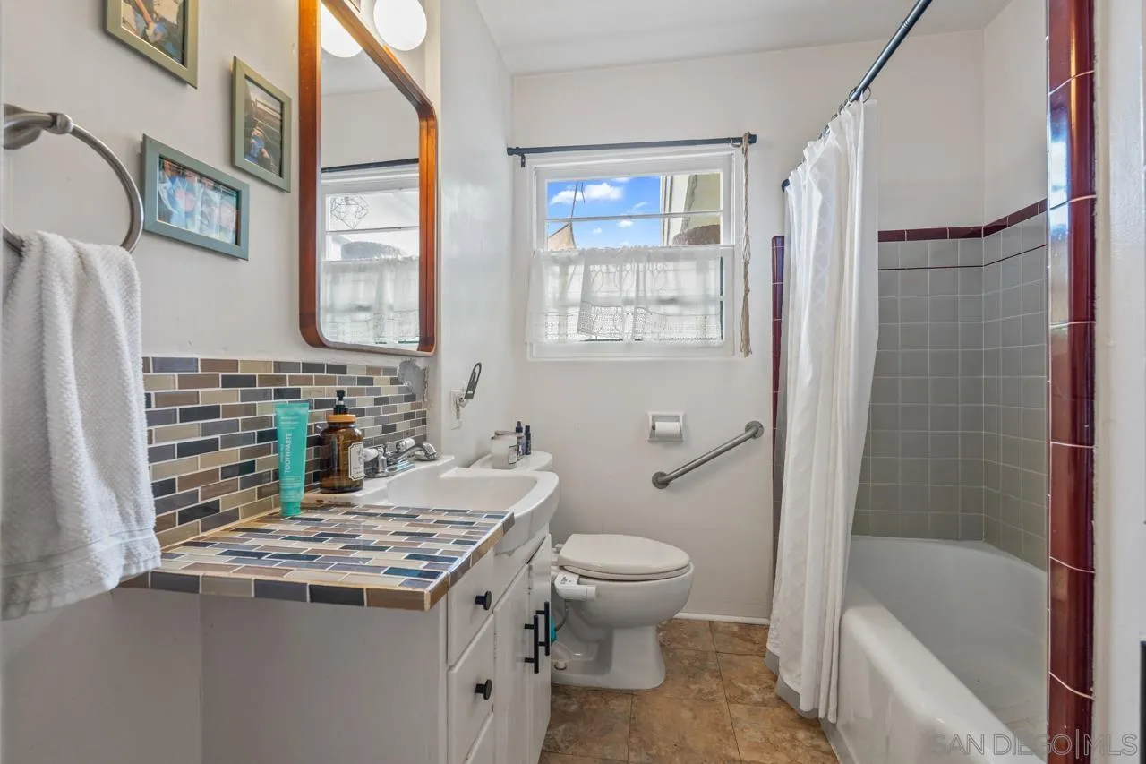 https://cdn.realtyfeed.com/cdn/127/260010918/2dca01b042e63175b0447c28cc735bd5.webp