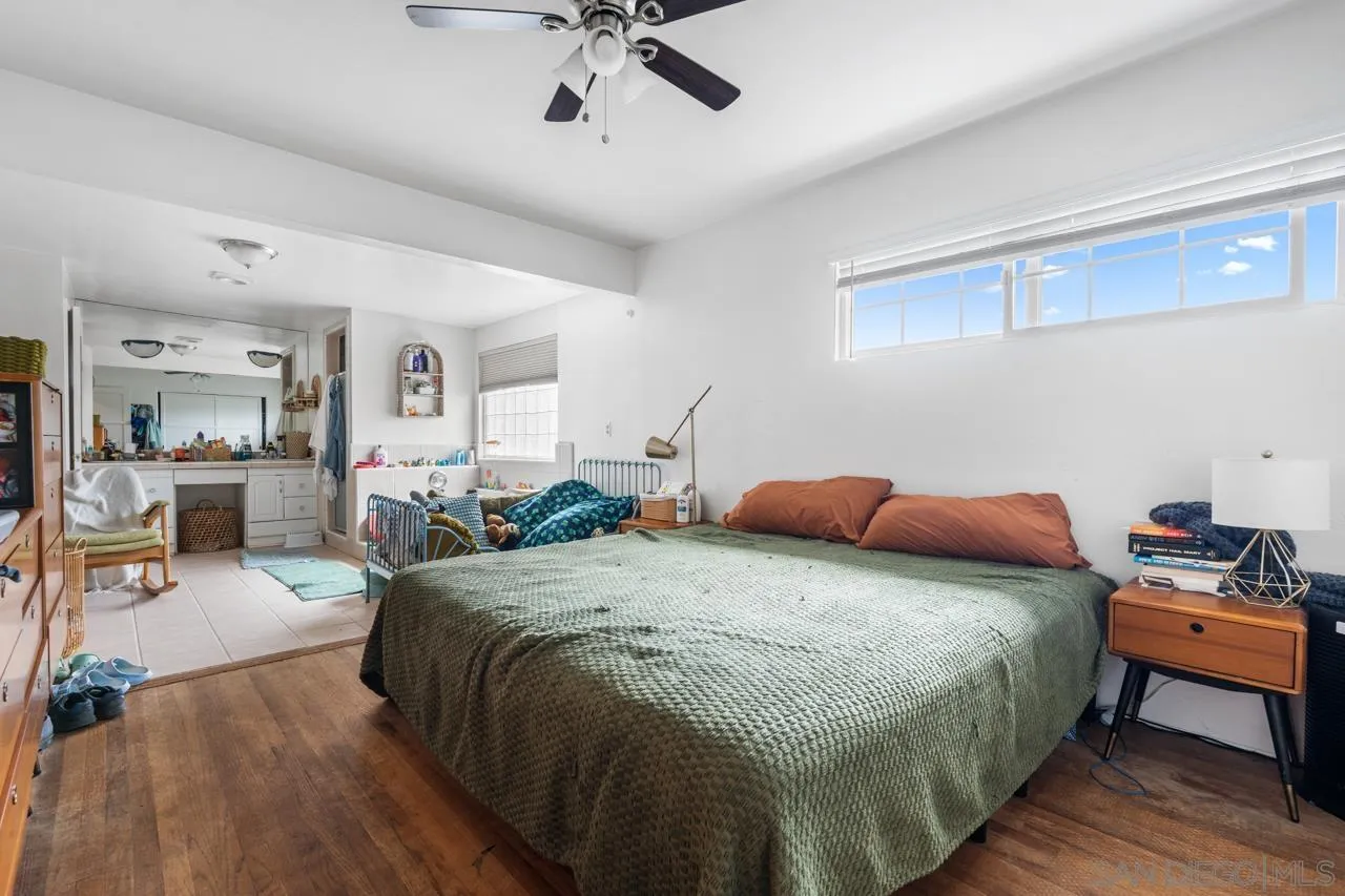https://cdn.realtyfeed.com/cdn/127/260010918/8373b56d8e12fd9701d29ccdfaaef686.webp