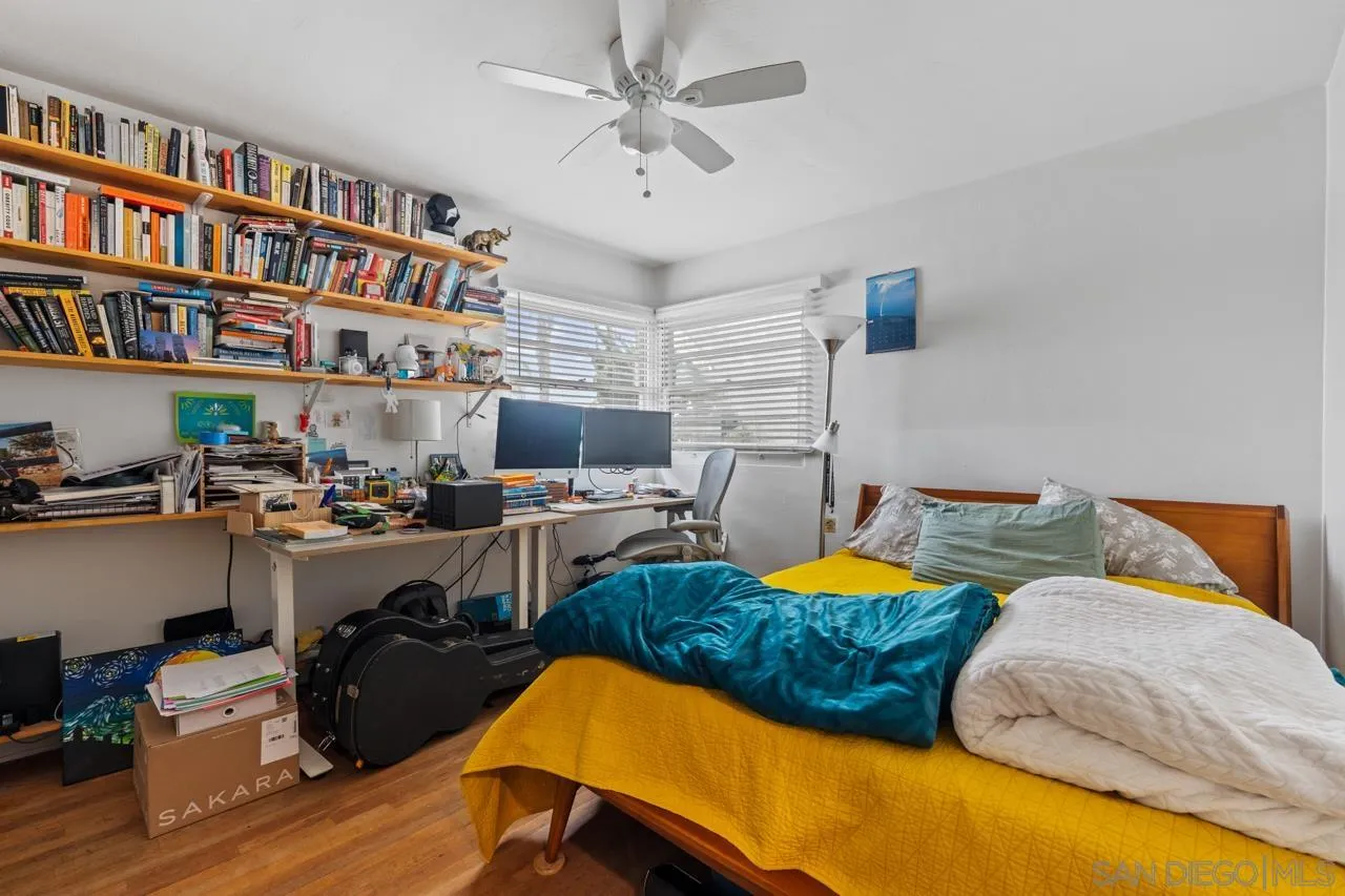 https://cdn.realtyfeed.com/cdn/127/260010918/a61e8bfd5e3504f5a49e6d0db418c9aa.webp