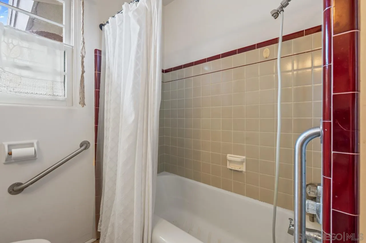 https://cdn.realtyfeed.com/cdn/127/260010918/bed87eb4206c0353f7eebe04a2bfd043.webp
