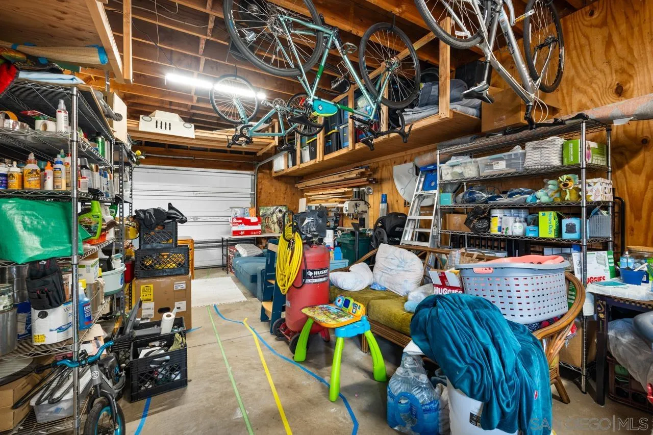 https://cdn.realtyfeed.com/cdn/127/260010918/cd85f917b7ffe991eea1ceface35c86a.webp