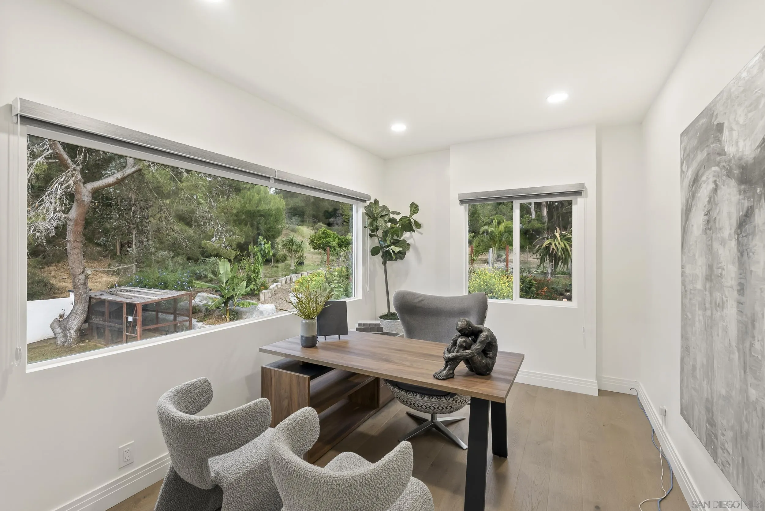 https://cdn.realtyfeed.com/cdn/127/260010919/8e94265cf9b8feacf67bd1f89e51a9a6.webp