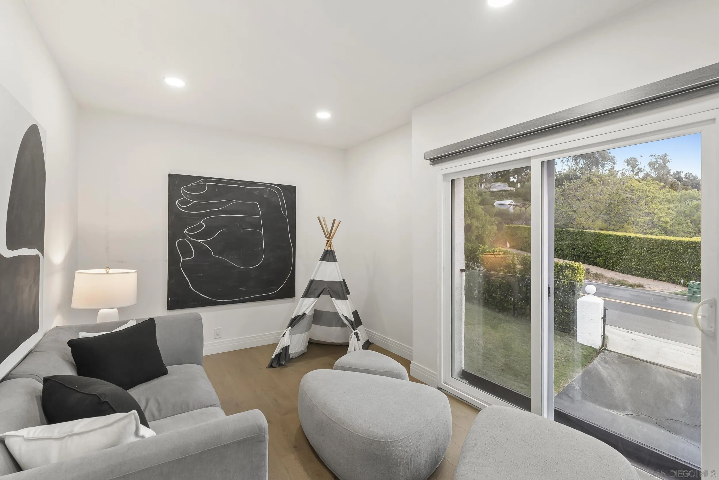 https://cdn.realtyfeed.com/cdn/127/260010919/b6bcd916006f73b3aaded806757da97a.webp