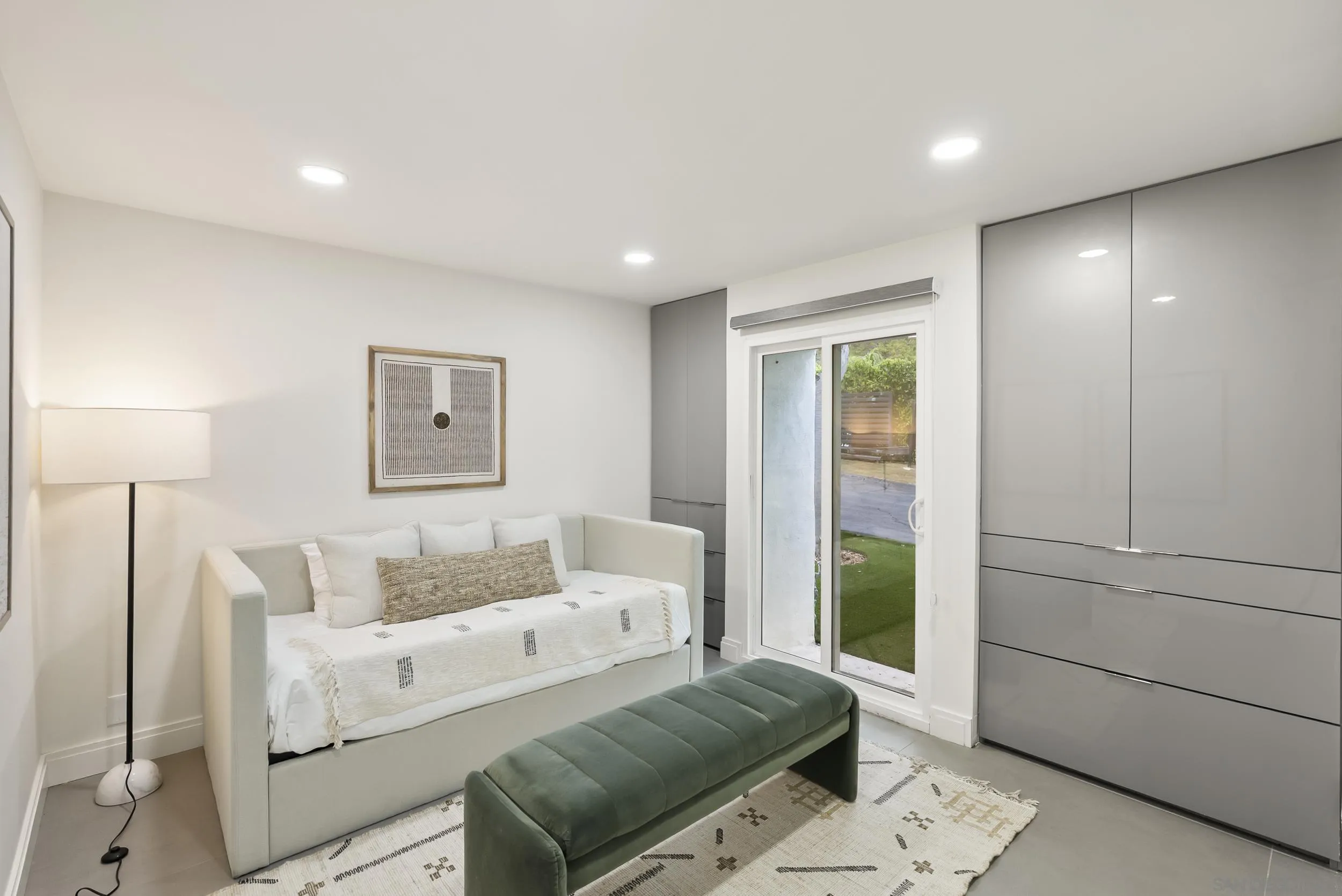https://cdn.realtyfeed.com/cdn/127/260010919/e36b7820192c37d1030d3049c73e1eab.webp