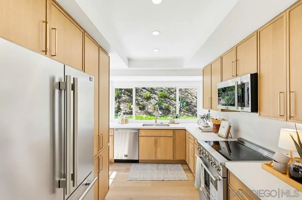 https://cdn.realtyfeed.com/cdn/127/260010920/07467002483a54a36bc7bd95c9b60853.webp