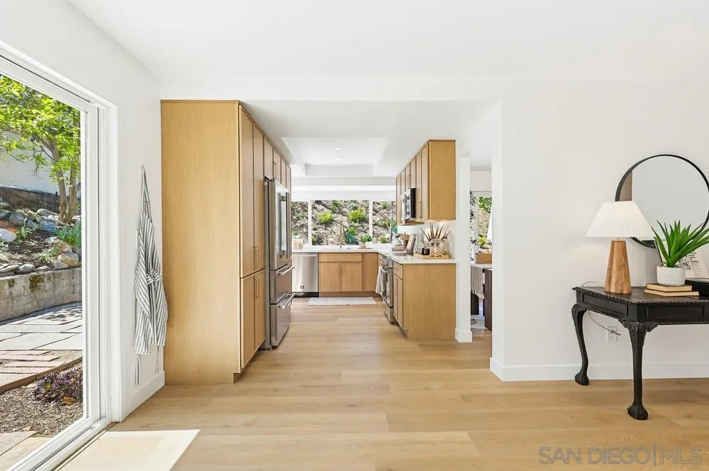 https://cdn.realtyfeed.com/cdn/127/260010920/0788e843432e41c01cd63e53cff93b8c.webp