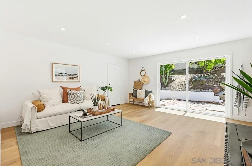 https://cdn.realtyfeed.com/cdn/127/260010920/3acf334d31d9403b6e6339e1b689795c.webp