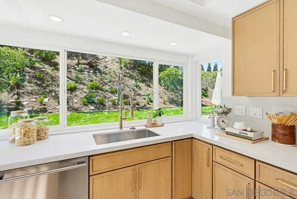 https://cdn.realtyfeed.com/cdn/127/260010920/41f4dbcd703fdef5733d1e1066ea5226.webp