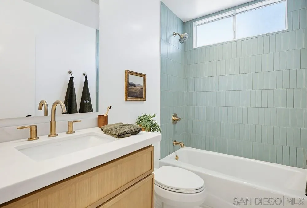 https://cdn.realtyfeed.com/cdn/127/260010920/5dbb25518f3f3260f20980fd7e368e6a.webp