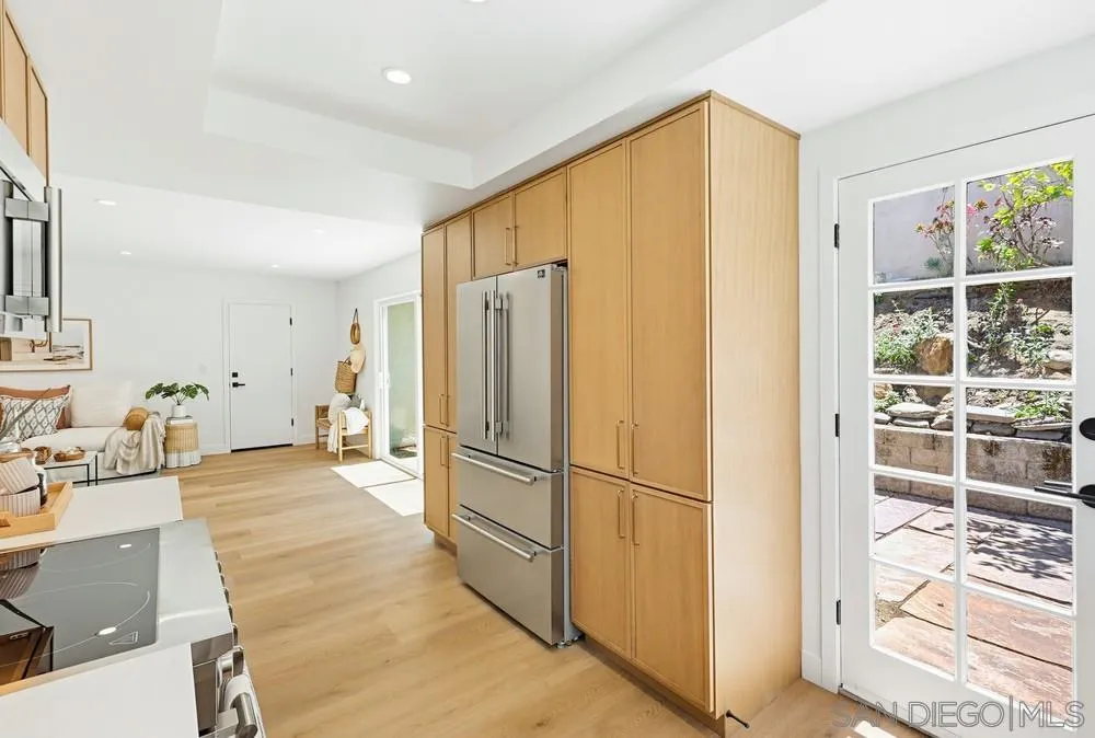 https://cdn.realtyfeed.com/cdn/127/260010920/670fac1e6c46f26ac249ee70eb8d5511.webp